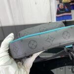 Louis Vuitton Avenue Slingbag PM Turquoise 31Cm - Image 4