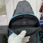 Louis Vuitton Avenue Slingbag PM Turquoise 31Cm - Image 8