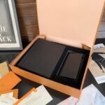 Louis Vuitton Voyage Mm Pochette Clutch Black 26Cm M30989 - Image 5