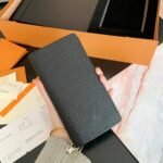 Louis Vuitton Voyage Mm Pochette Clutch Black 26Cm M30989 - Image 8