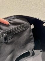 Louis Vuitton Keepall Bandoulière 50 Black M44810 - Image 2