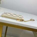 Louis Vuitton Damier Azur Coated Canva Key Pouch 12Cm N62658 - Image 5