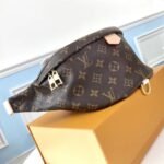 Louis Vuitton Monogram Bumbag 37cm M43644 - Image 7