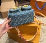 Iconic Set: Louis Vuitton Backpack Venice And Lou Wallet Monogram - Image 4