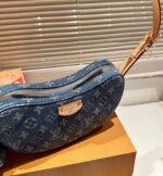 Louis Vuitton Croissant Mm Monogram Denim 25Cm M46856 - Image 9