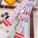 Louis Vuitton Skyline Story Bandeau Light Pink 120Cm - Image 2