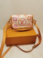 Louis Vuitton Nano Diane Bag Monogram Canvas Coral 20Cm M83621 - Image 3