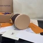 [Super Vip 1:1] Louis Vuitton Duffle Monogram Coated Canvas Beige 22Cm M43587 - Image 4