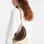 Louis Vuitton Loop 24cm M81098 - Image 8