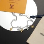 Louis Vuitton Lv Gram Bracelet With Flower Charms White Gold - Image 5