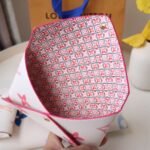 Louis Vuitton Monogram Giant By The Pool Kirigami Pochette Set 15.5cm - Image 4