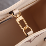 Louis Vuitton Onthego PM 25cm M45654 - Image 5