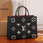 Louis Vuitton Onthego Black Beige MM 35cm M45495 - Image 7