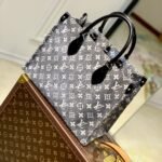 Louis Vuitton OnTheGo MM 35cm M46448 - Image 6