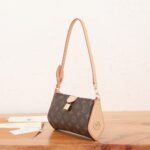 Louis Vuitton Pochette Tirette 23.5cm M12859 - Image 7