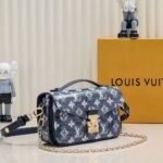 Louis Vuitton Pochette Métis East West Monogram Spruce 21cm M22834 - Image 4