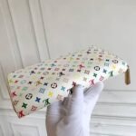 Perfect Match: Louis Vuitton TM Onthego MM Monogram 35cm X Louis Vuitton TM Zippy Wallet 19cm - Image 8