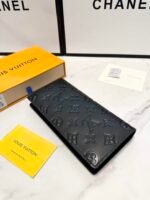 Louis Vuitton Brazza Wallet Monogram Shadow Black 19Cm - Image 5