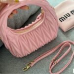 Miumiu Wander Matelassé Pink 22Cm - Image 7