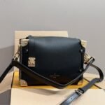 Louis Vuitton Side Trunk Mm Grained Calf Leather Black 23Cm M25160 - Image 2