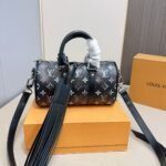 Louis Vuitton Keepall Bandoulière 25 Monogram Black 25Cm M11595 - Image 2