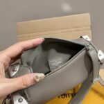 Louis Vuitton Side Trunk Mm Grained Taupe Grey 23Cm M25072 - Image 7