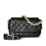 Gucci Gg Emblem Small Shoulder Bag Black 20Cm ‎847448 Aafdv 1000
