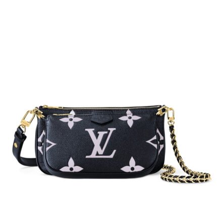 Louis Vuitton Multi Pochette Accessoires Black 25Cm M45777