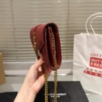 Saint Laurent Small Grain De Poudre Triquilt Monogram College Bag Red 20Cm - Image 3