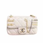 Chanel 22C Quilted Lucky Charm White 20Cm