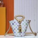 Louis Vuitton Rivage BB White 18Cm - Image 2