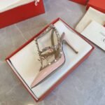 Valentino Garavani Patent Rockstud Caged Pump Pink - Image 4