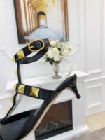 Valentino Garavani Roman Stud Kitten Heel Pumps Black - Image 2