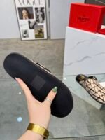 Valentino Garavani Toile Iconographe Vlogo Clog Beige Black 3Y2S0H14Sbt - Image 2