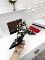 Valentino Garavani Roman Stud Kitten Heel Pumps Black - Image 6