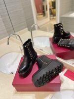 Valentino Garavani Uniqueform Calfskin Ankle Boot Black 1W2S0Cs0Mmd 0No - Image 6