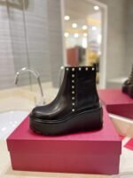 Valentino Garavani Uniqueform Calfskin Ankle Boot Black 1W2S0Cs0Mmd 0No - Image 7