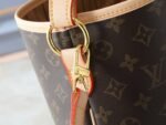 Louis Vuitton Delightful Monogram Bag Brown 40Cm M40352 - Image 3