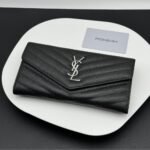Saint Laurent Cassandra Large Flap Wallet Black 19 cm - Image 2