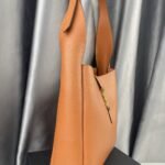 Saint Laurent Le 5 À 7 Supple Large Orange 27cm - Image 2