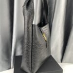 Saint Laurent Le 5 À 7 Supple Large Black Python 27cm - Image 3