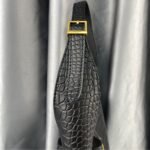 Saint Laurent Le 5 À 7 Supple Large Black Python 27cm - Image 4