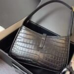 Saint Laurent Le 5 À 7 Croccodile Black 25Cm - Image 5