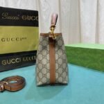 Gucci Gg Emblem Mini Bucket Bag Beige And Dark Brown 21Cm ‎815118 Fad6L 9758 - Image 3