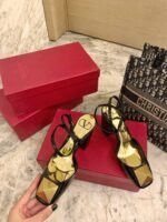 Valentino One Stud Pump In Patent Leather 90Mm Black Xw2S0Dt4Laf0No - Image 5