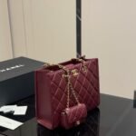 Chanel Small Shopping Bag Gold Tone Burgundy 31Cm AS4940 B17067 NY570 - Image 2